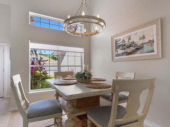 4th image of 6 Egret Crest Ln