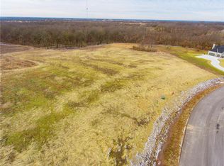 30304 Woodland Dr, Pleasant Hill, MO 64080