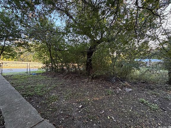 5th image of 25203 AUE RD