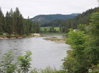 2394 Kettle River Rd #B, Kettle Falls, WA 99141