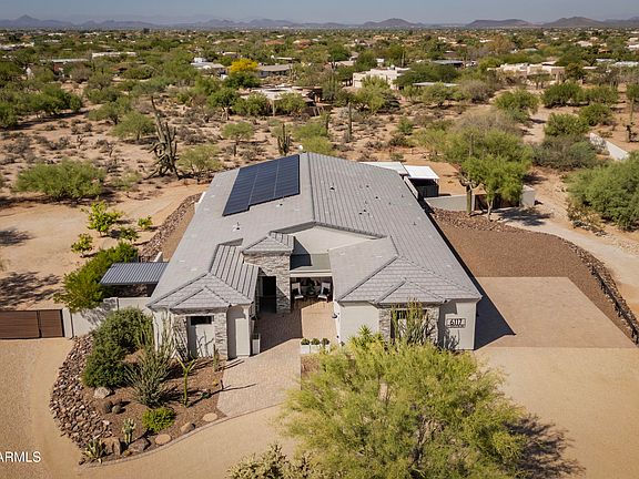3rd image of 6117 E Dixileta Drive