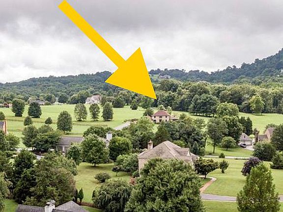 3rd image of 104 Saratoga Dr