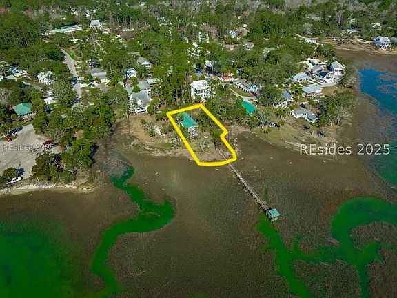 4th image of 8 Croaker St