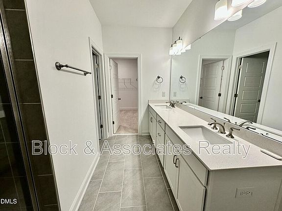 5th image of 2093 Maggie Valley Dr
