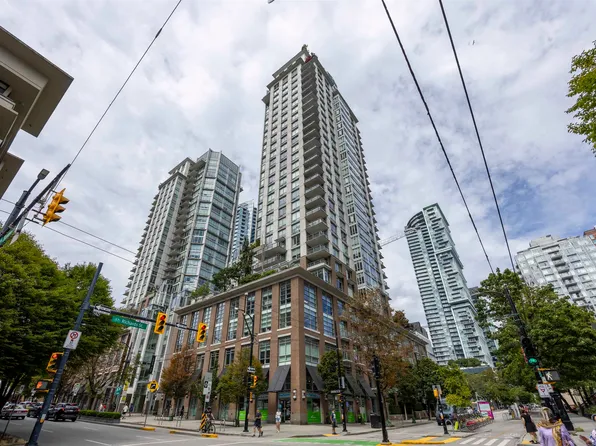 535 Smithe St #1101, Vancouver, BC V6B 0H2