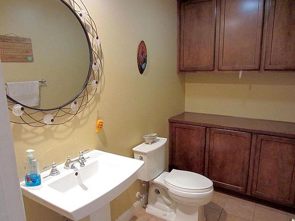 5th image of 880 Coronado Cir