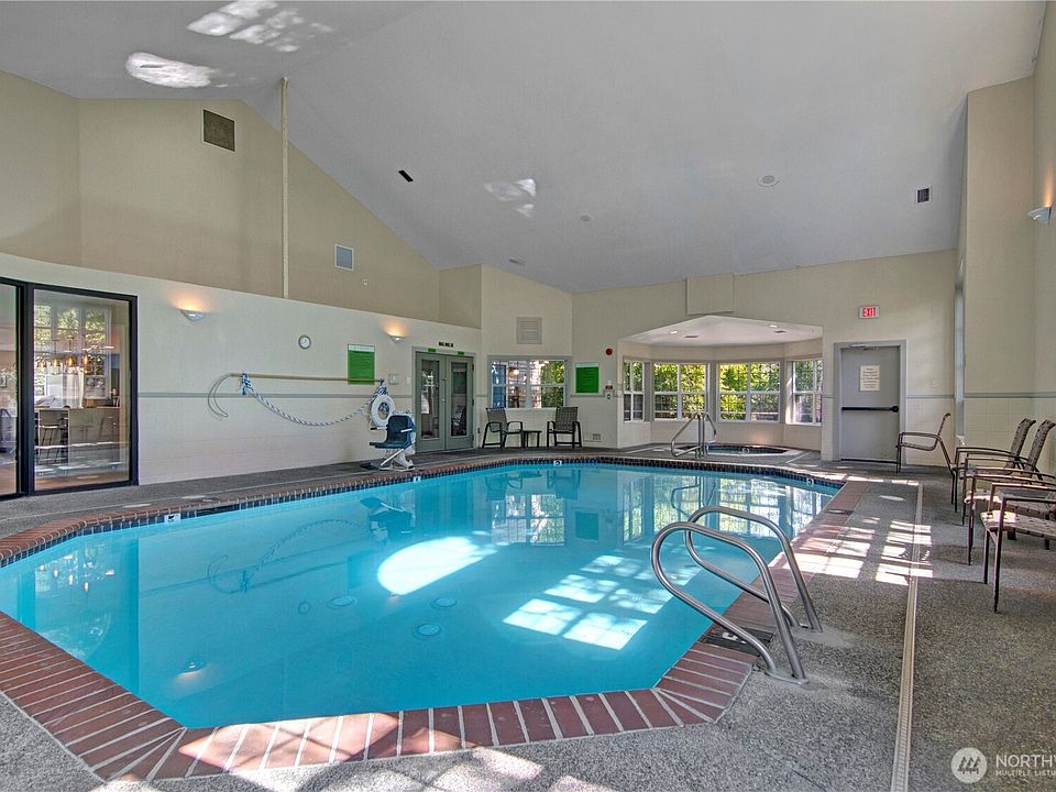 1st image of 12303 Harbour Pointe Boulevard #U305