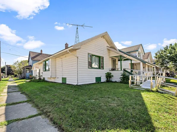 4003 11th AVENUE, Kenosha, WI 53140