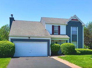 2575 Moss Ln, Aurora, IL 60504