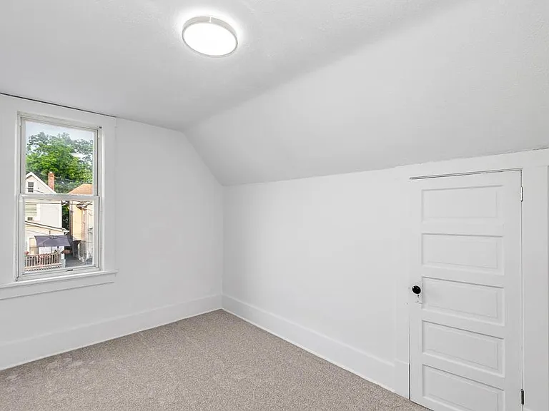 705 Smith Ave SW — Photo 17