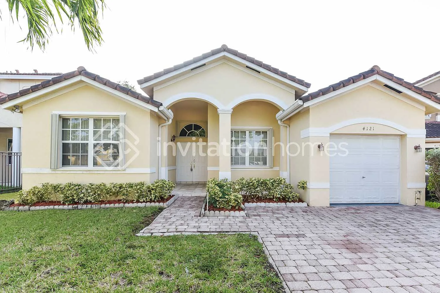 4121 SW 154th Ct Miami, FL 33185 — Photo 1