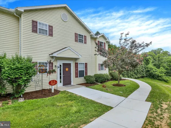 182 Christine Dr, Reading, PA 19606
