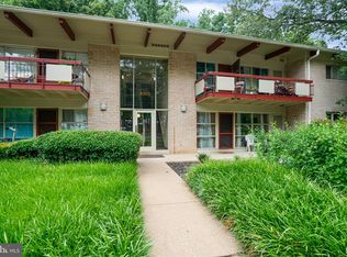 4305 Americana Dr APT 102, Annandale, VA 22003