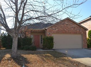 1229 Pine Ridge Rd, Roanoke, TX 76262