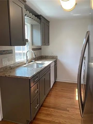 148 Helios Ave — Photo 5