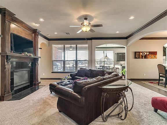 4th image of 5912 NW 153rd Ct