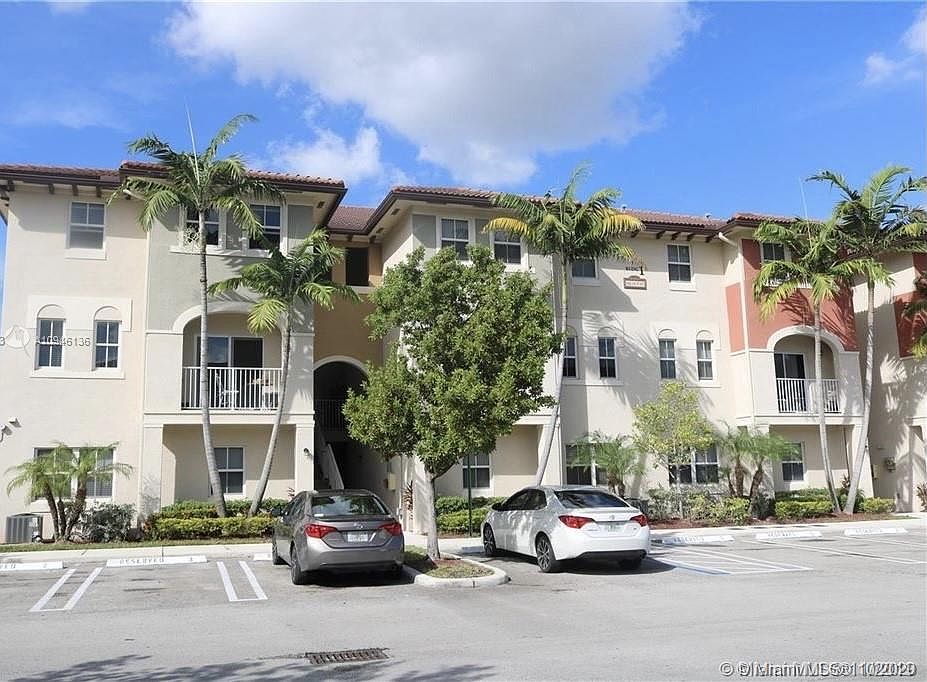 1st image of 8900 NW 97th Ave APT 104