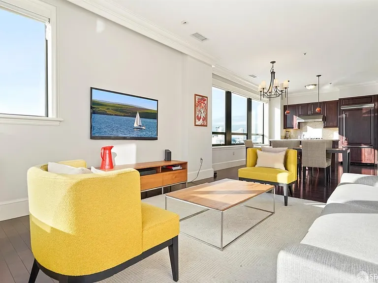 690 Market St #2202 — Photo 2