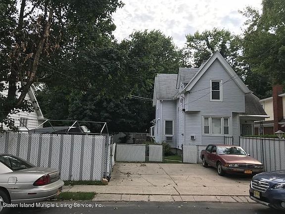 2nd image of 184 Beach Ave