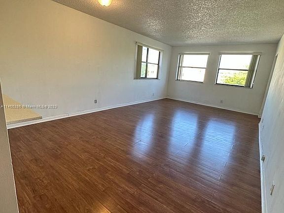 4th image of 8160 Geneva Ct APT 405