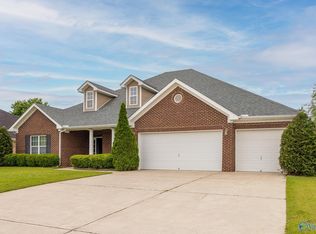 7002 Eagle Park Cir SE, Owens Cross Roads, AL 35763