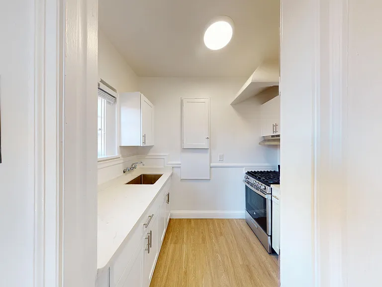 2500 Durant Avenue — Photo 29