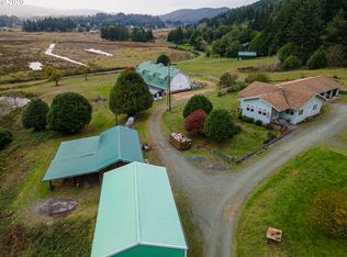 59817 Roderick Rd, Coos Bay, OR 97420