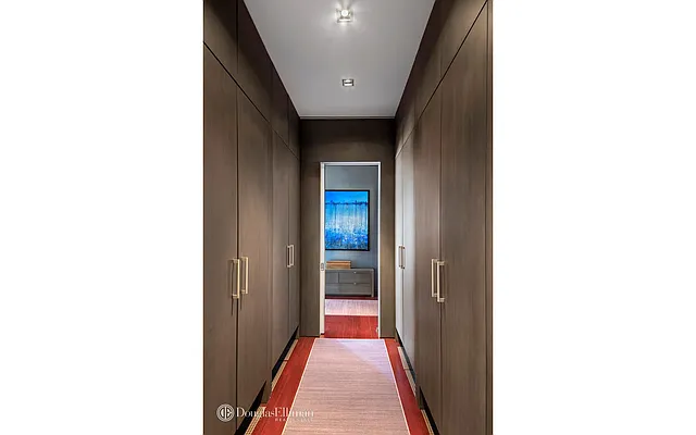 Sold by Douglas Elliman | media 22