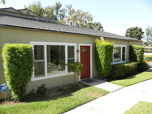 2nd image of 1436 W Badillo St