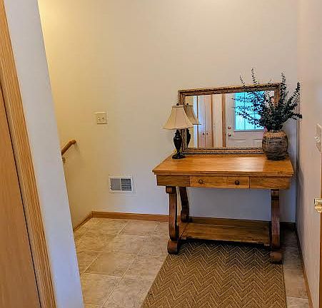 Entry, Large Foyer
