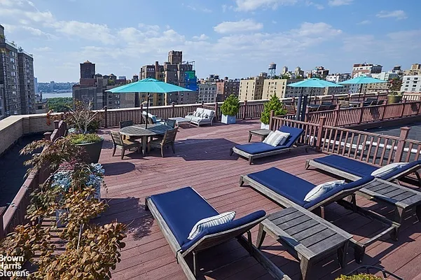 Rented by Brown Harris Stevens | media 38