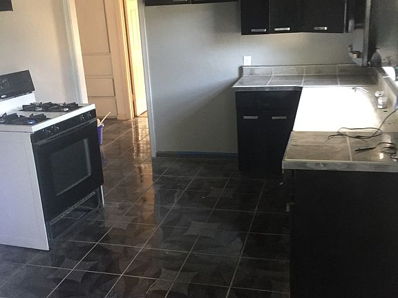 Large Kitchen Tile Flooring