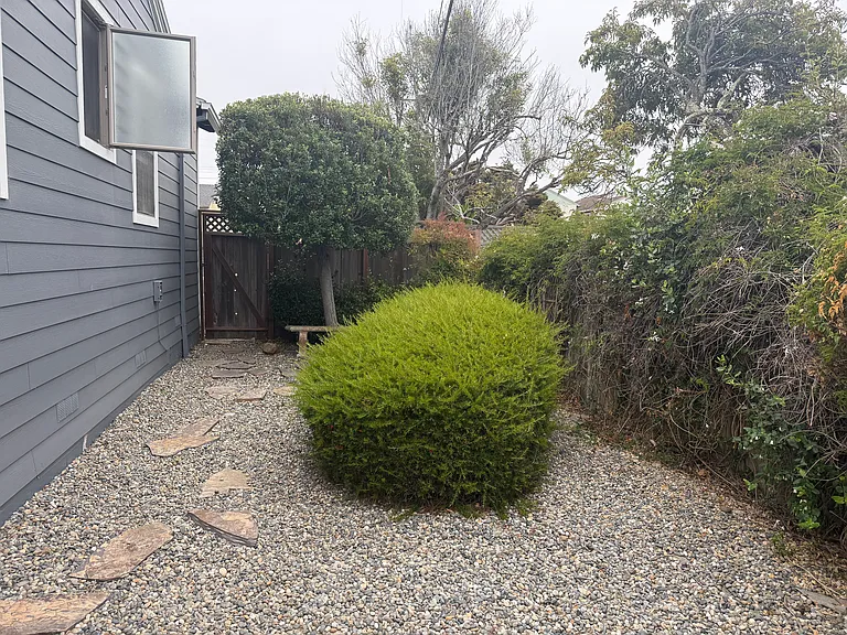 715 Cypress Ave — Photo 17
