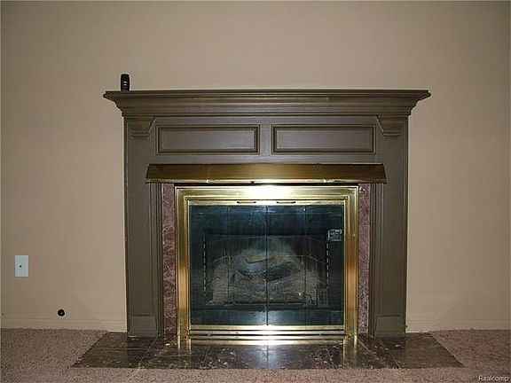4th image of 21054 Boulder Cir #101