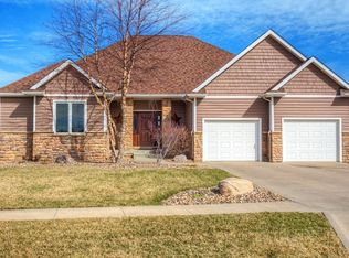 1945 SE Leeann Dr, Waukee, IA 50263