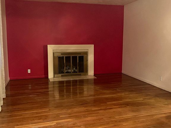 4th image of 847 E Zenith Ave
