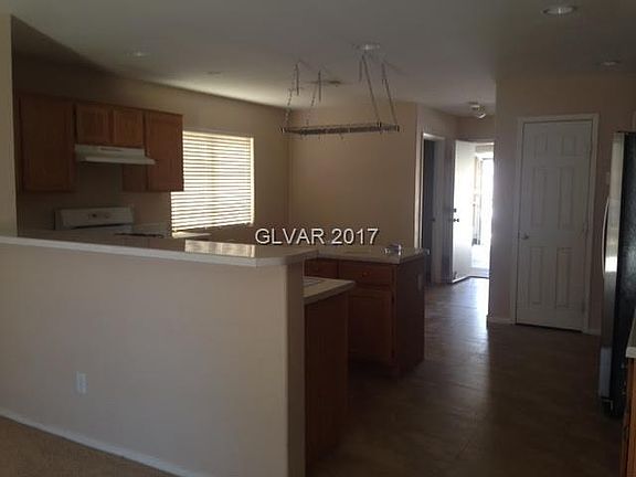 3rd image of 9021 Meisenheimer Ave