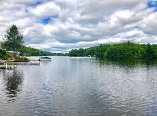 1 Hamilton Dr, Holland, MA 01521