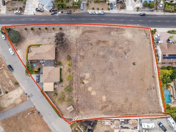 323 Hill Dr, Vista, CA 92083