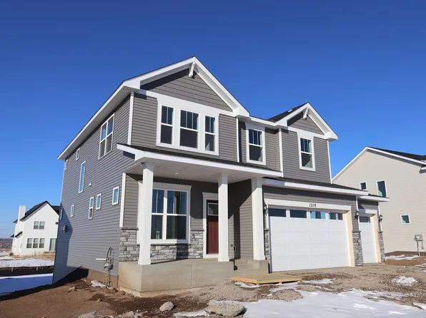 1658 Tyrone Dr, Shakopee, MN 55379