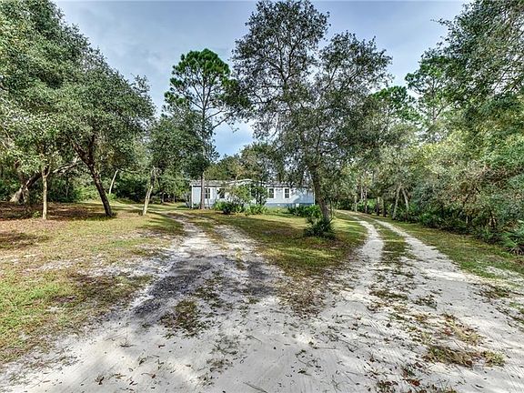 4th image of 32925 Watson Dr