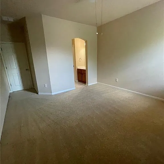 704 S Frontier Ln — Photo 21