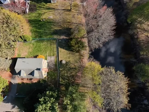 48 River Ave, Newton, MA 02464