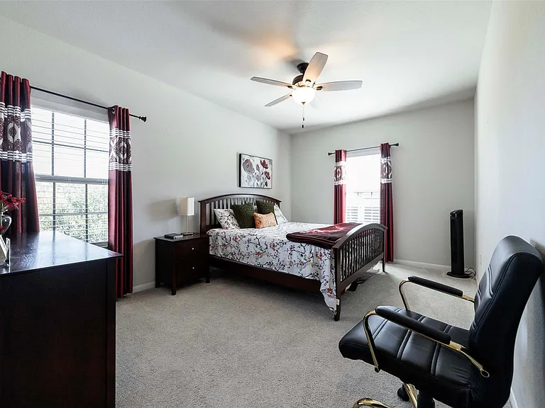 17821 Limestone Spring Ln — Photo 26