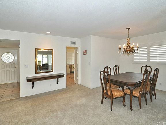 4th image of 18149 Schoenborn St