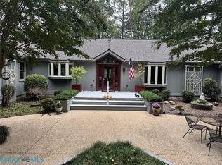 896 Sandy Point Rd, Heathsville, VA 22473
