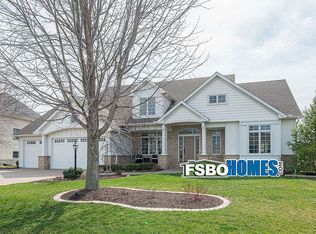 3247 Westminster Rd, Bettendorf, IA 52722