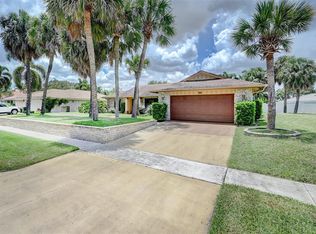 99 SW 15th Ave, Boca Raton, FL 33486