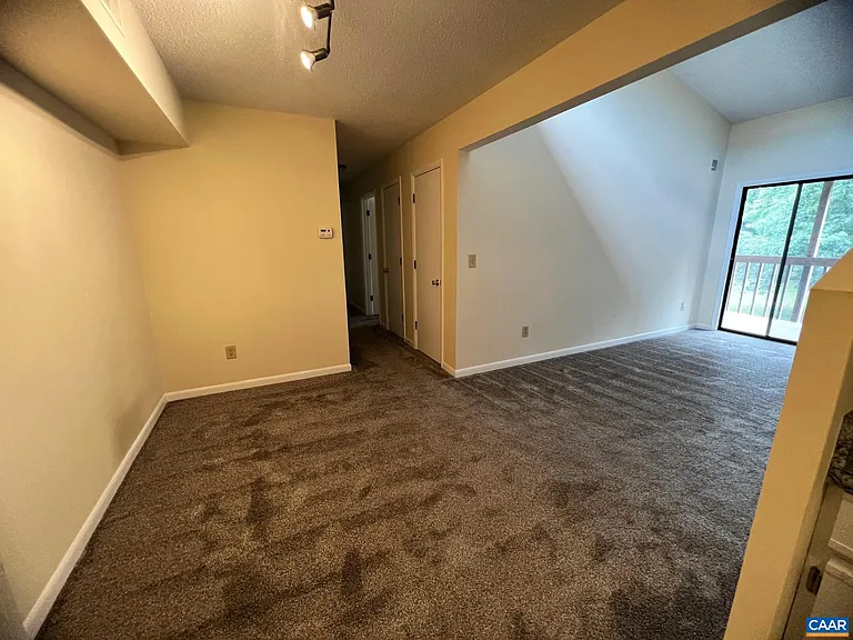 125 Turtle Creek Rd #12 — Photo 8