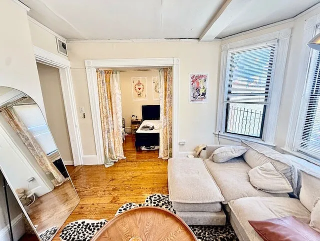 1 bed, 9999 sqft, $2,450 — Photo 1